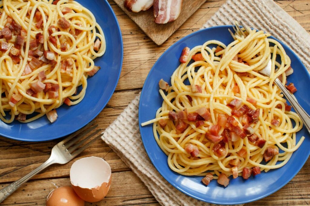 Traditional italian dish spaghetti carbonara